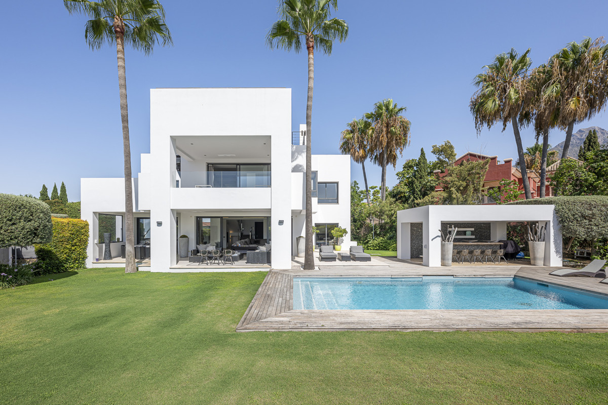 Huis te koop in The Golden Mile | 5 slaapkamers H5222695