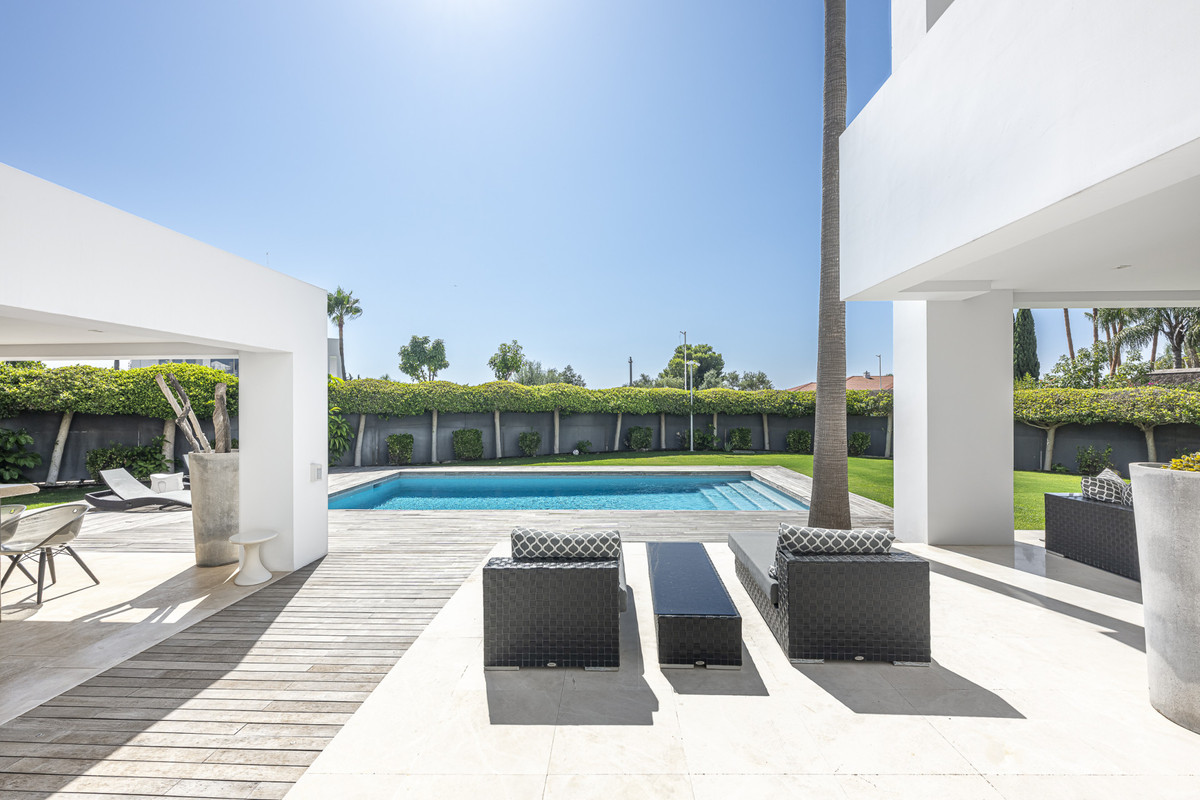 Huis te koop in The Golden Mile | 5 slaapkamers H5222695