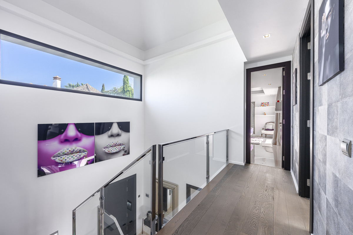 Huis te koop in The Golden Mile | 5 slaapkamers H5222695