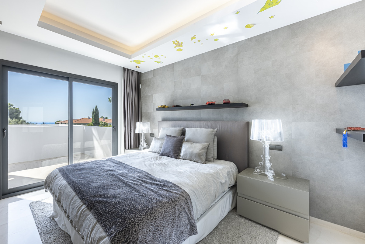 Huis te koop in The Golden Mile | 5 slaapkamers H5222695