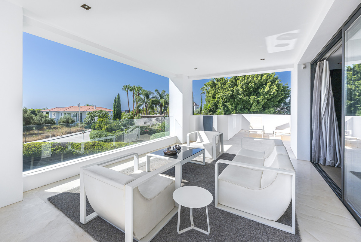 Huis te koop in The Golden Mile | 5 slaapkamers H5222695