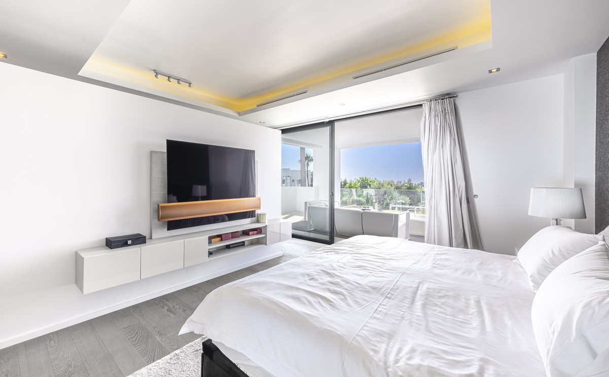 Huis te koop in The Golden Mile | 5 slaapkamers H5222695