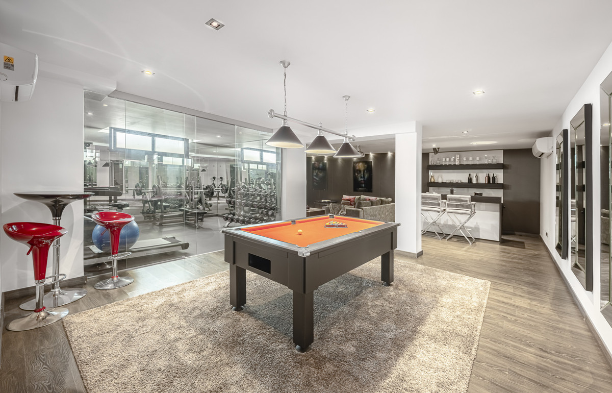 Huis te koop in The Golden Mile | 5 slaapkamers H5222695