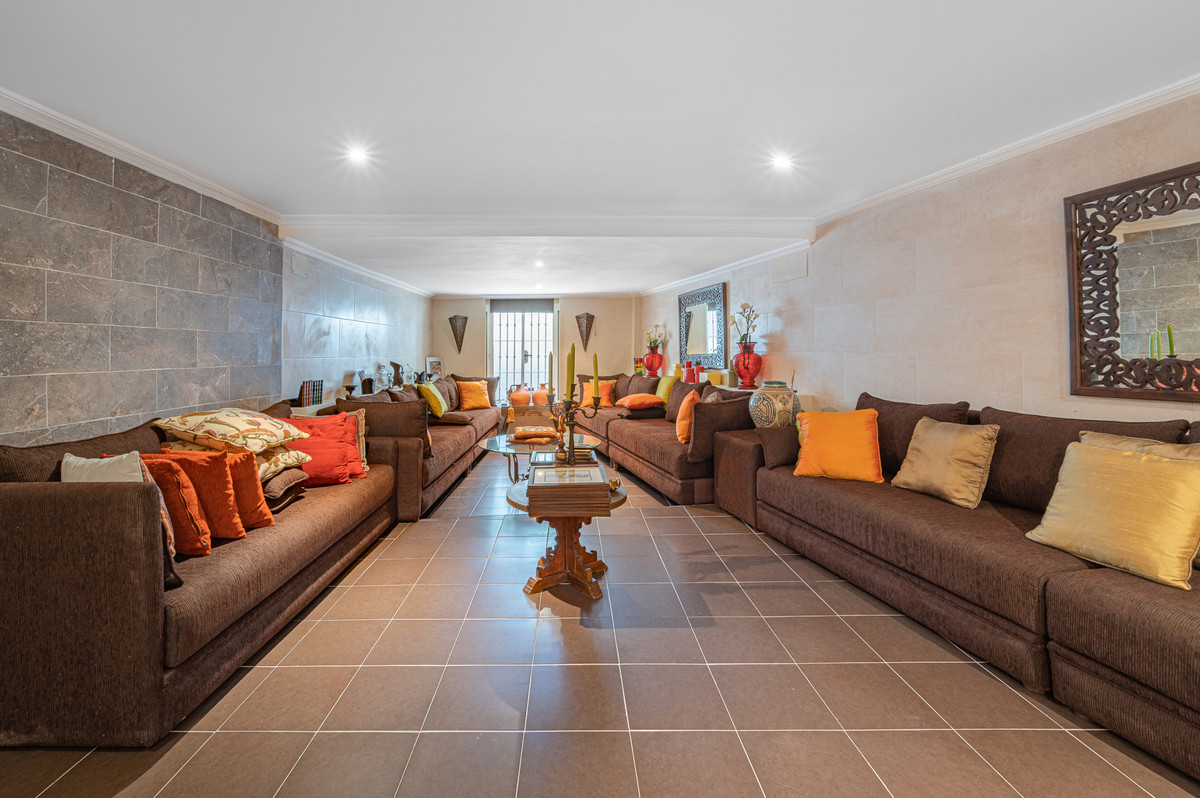 Property main view 32