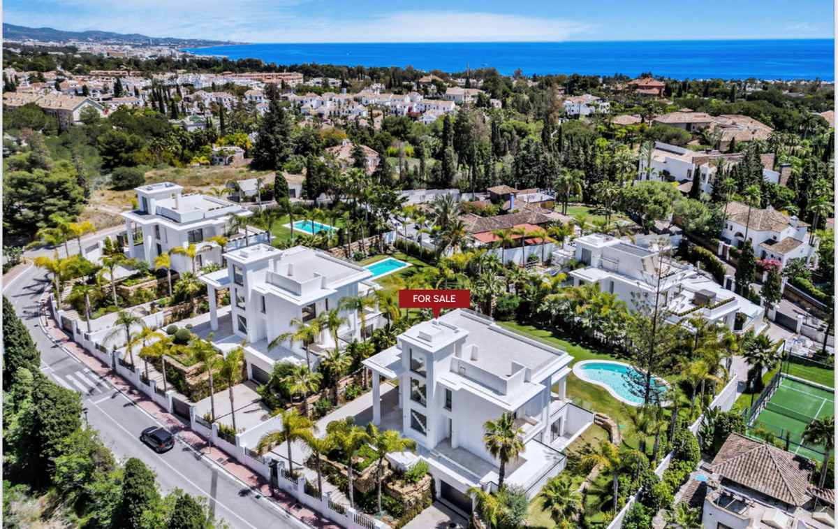 Huis te koop in The Golden Mile | 6 slaapkamers H5229157