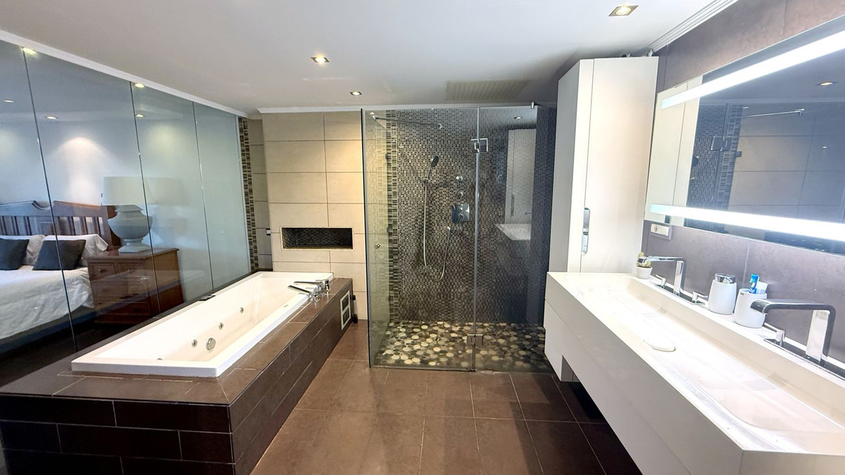 Property main view 18