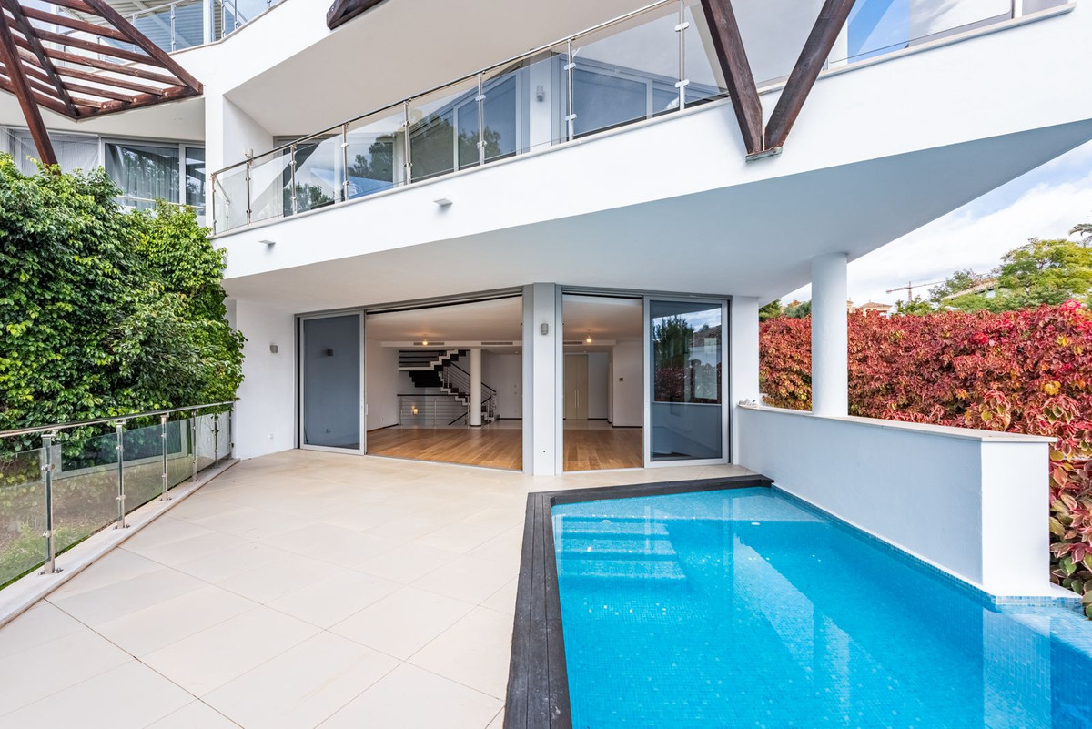 Huis te koop in The Golden Mile | 4 slaapkamers H5236576