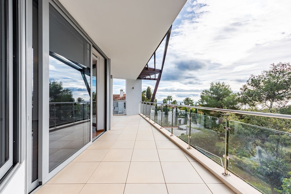 Huis te koop in The Golden Mile | 4 slaapkamers H5236576