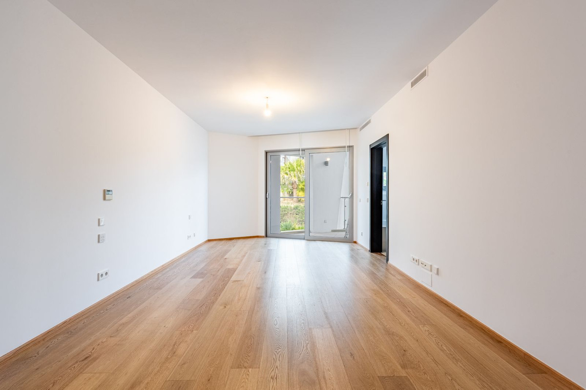 Huis te koop in The Golden Mile | 4 slaapkamers H5236576