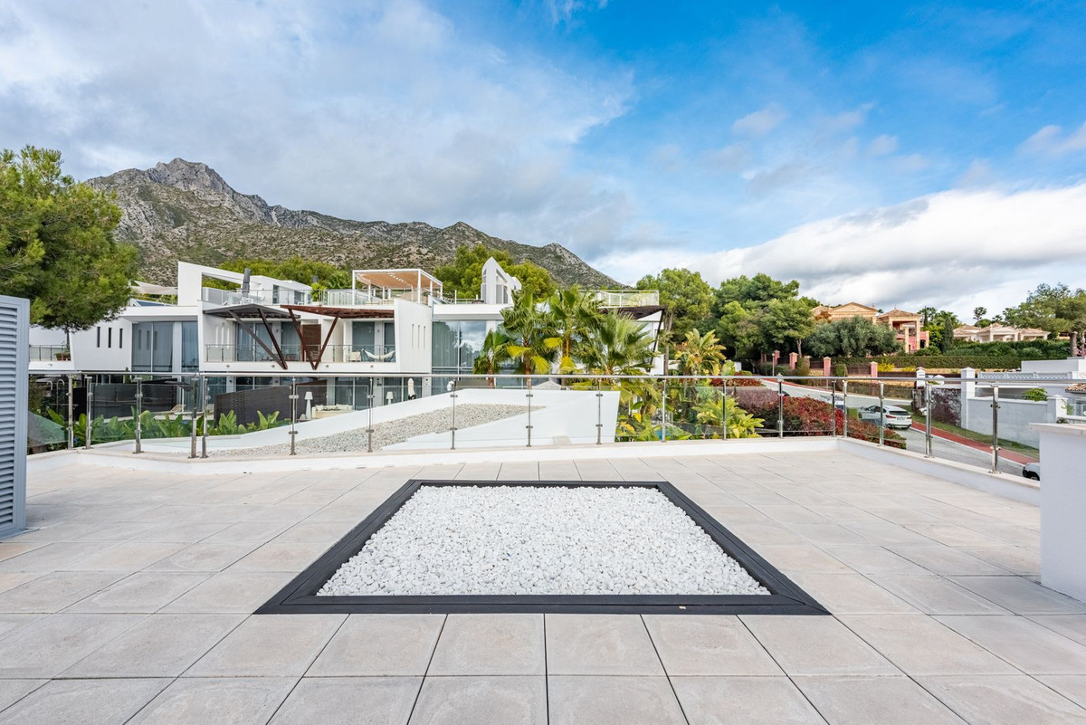 Huis te koop in The Golden Mile | 4 slaapkamers H5236576