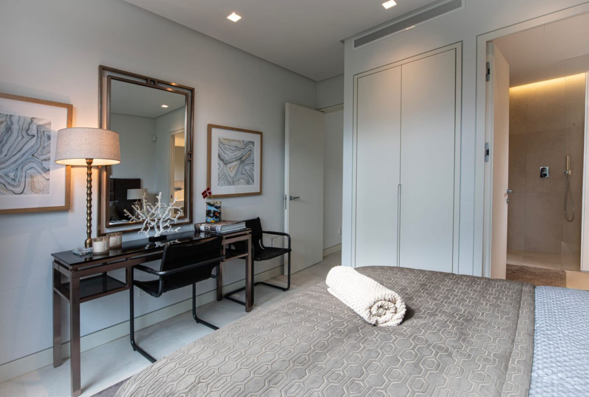 Huis te koop in The Golden Mile | 5 slaapkamers H5261458