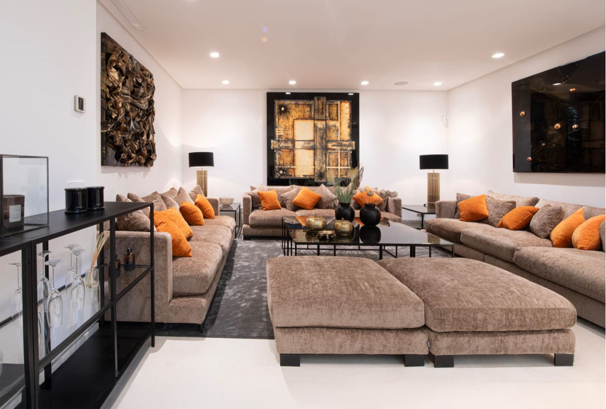 Huis te koop in The Golden Mile | 5 slaapkamers H5261458