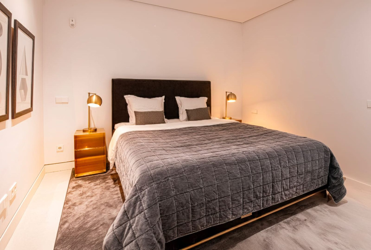 Huis te koop in The Golden Mile | 5 slaapkamers H5261458