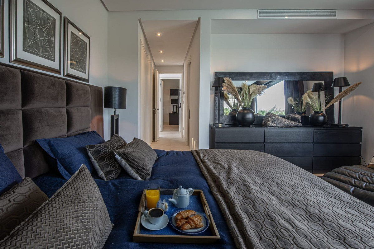 Huis te koop in The Golden Mile | 5 slaapkamers H5261458