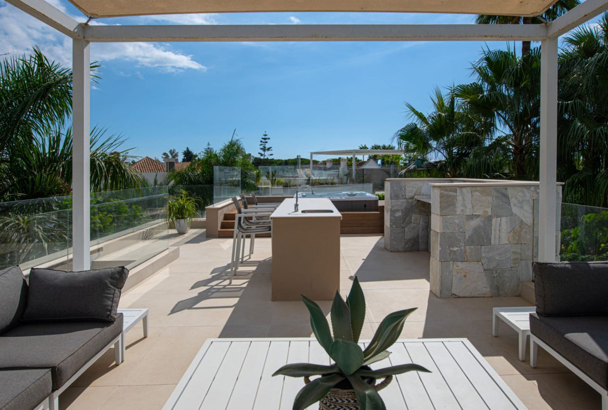 Huis te koop in The Golden Mile | 5 slaapkamers H5261458