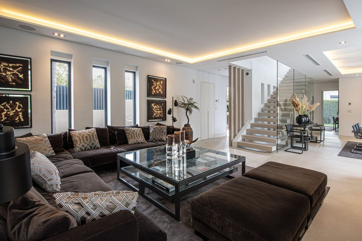 Huis te koop in The Golden Mile | 5 slaapkamers H5261458
