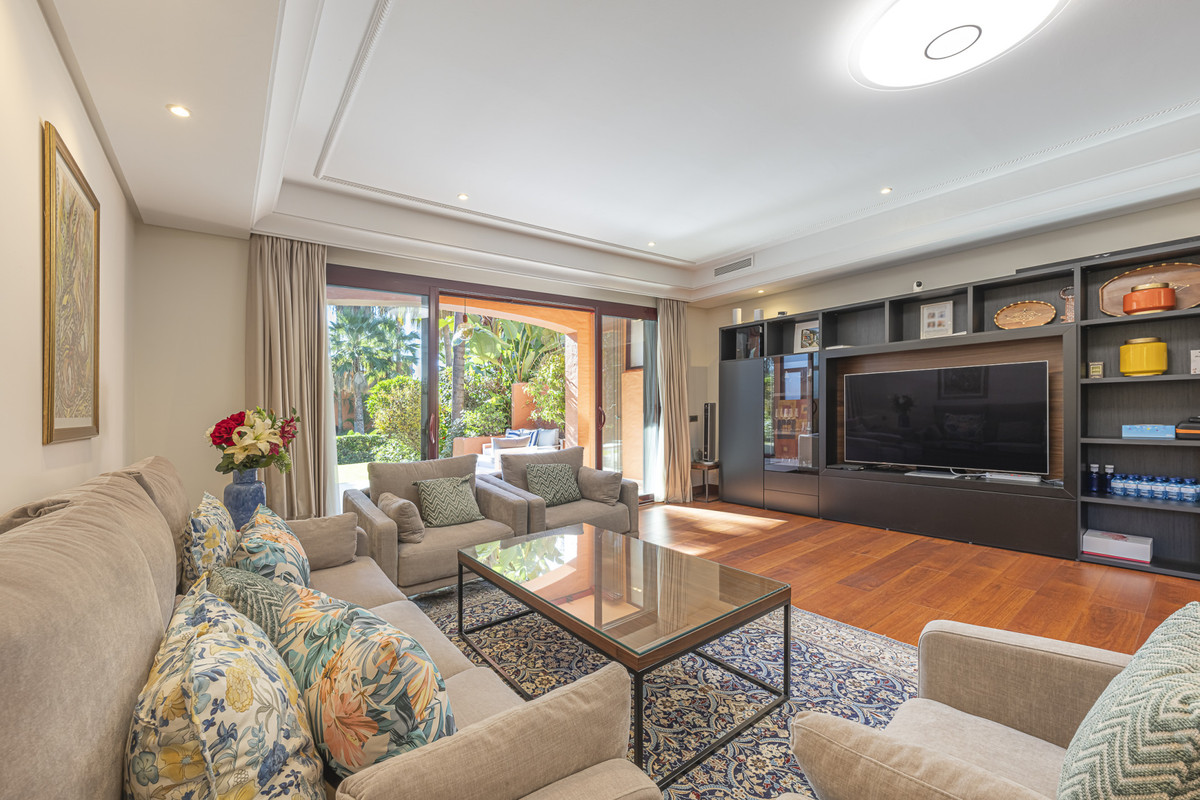 Huis te koop in The Golden Mile | 4 slaapkamers H5264062