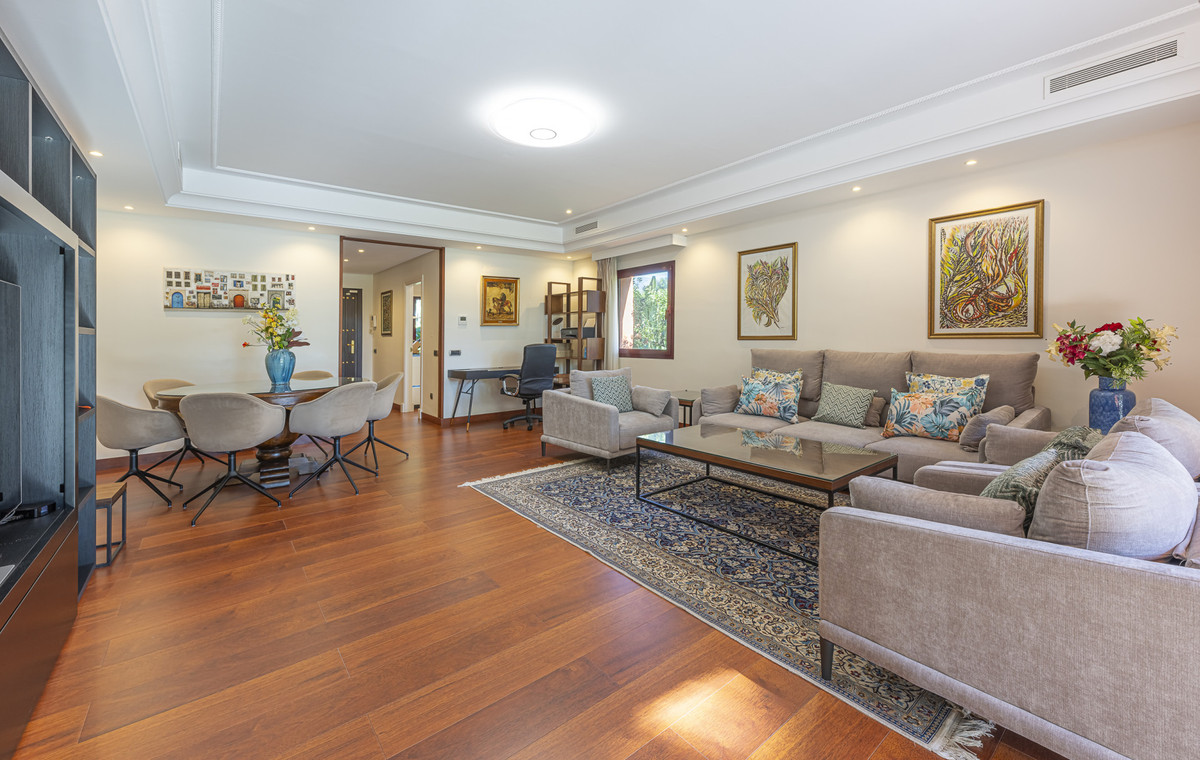 Huis te koop in The Golden Mile | 4 slaapkamers H5264062