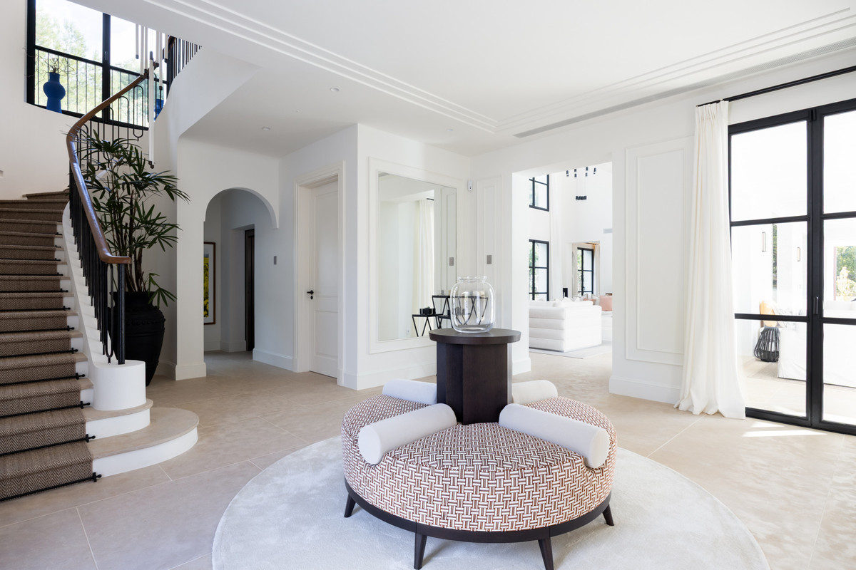 Huis te koop in The Golden Mile | 6 slaapkamers H5265109