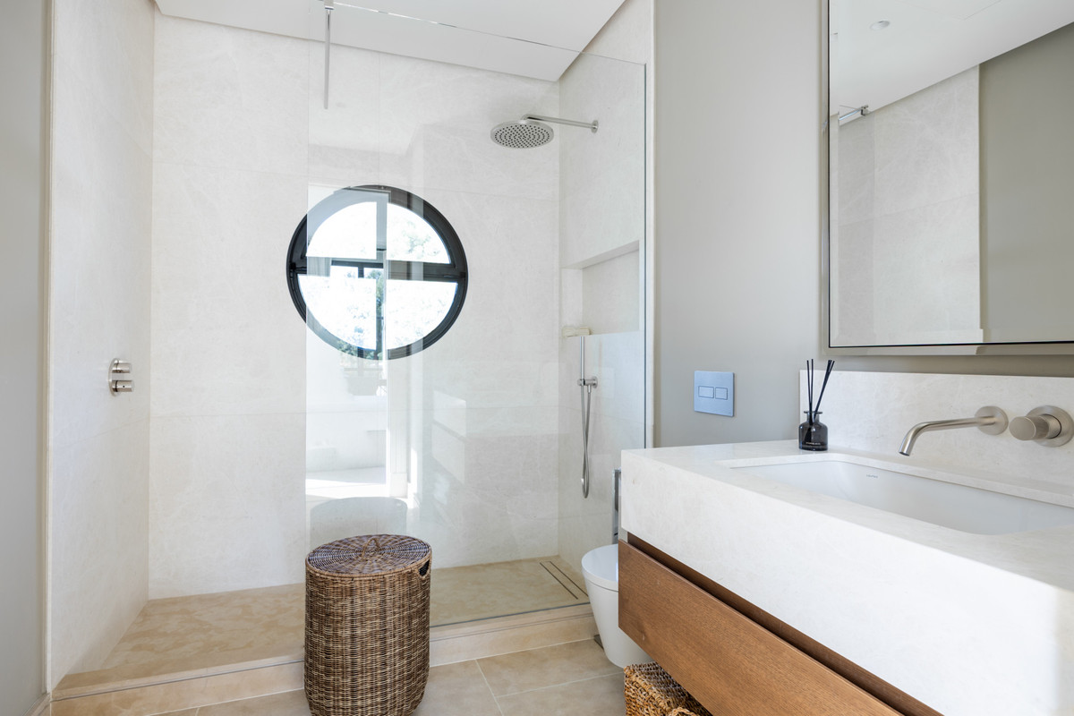 Huis te koop in The Golden Mile | 6 slaapkamers H5265109