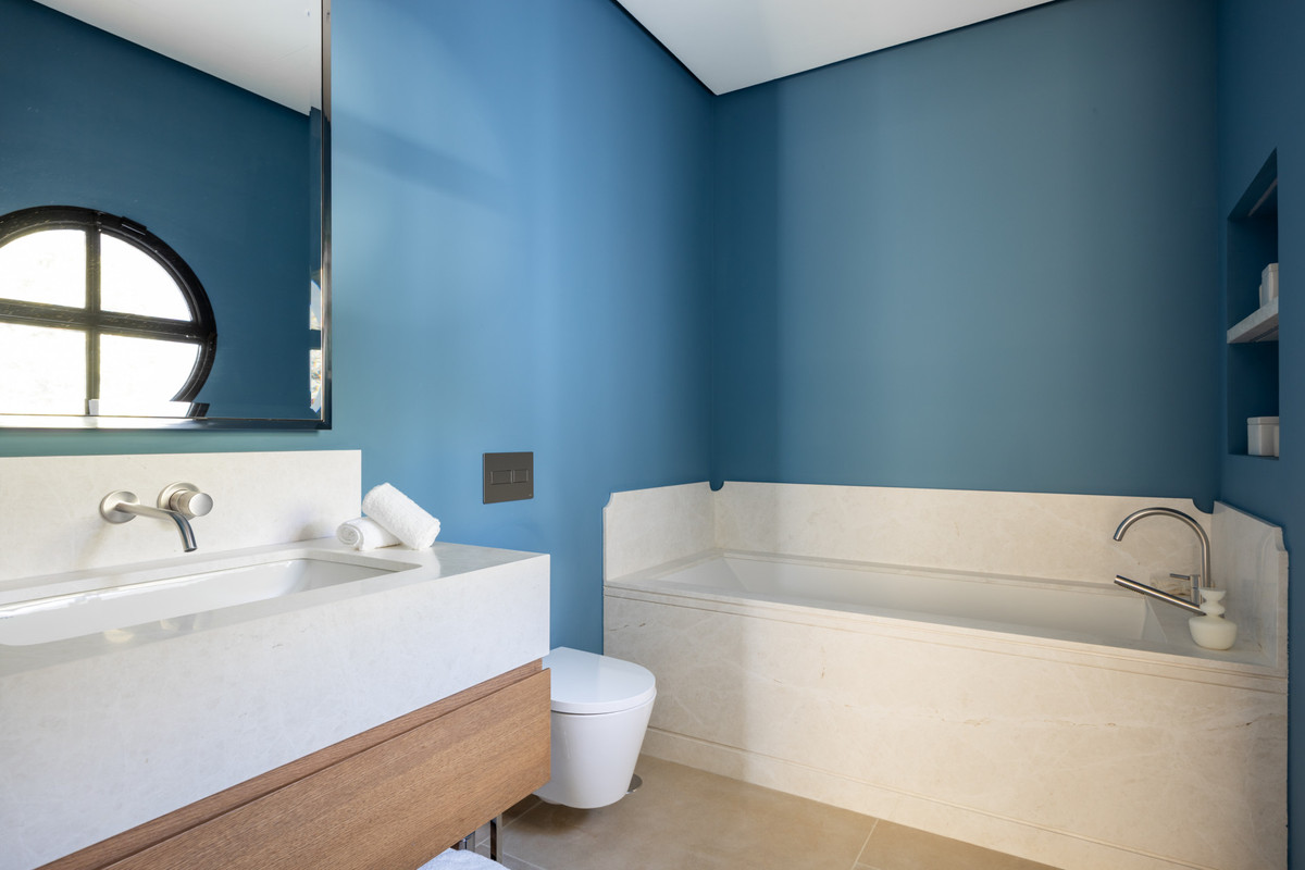 Huis te koop in The Golden Mile | 6 slaapkamers H5265109