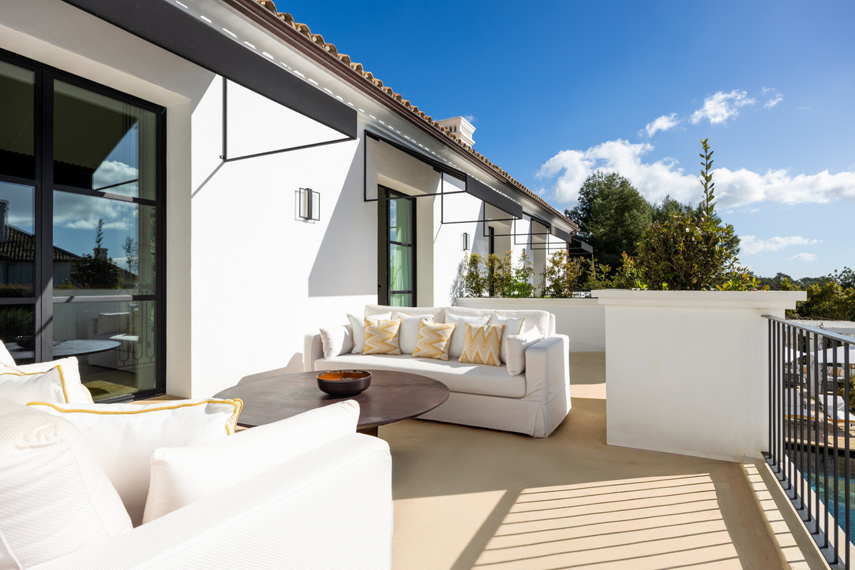 Huis te koop in The Golden Mile | 6 slaapkamers H5265109