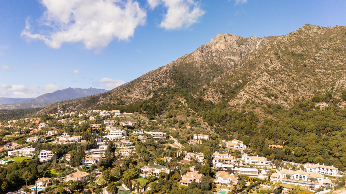 Huis te koop in The Golden Mile | 6 slaapkamers H5265109