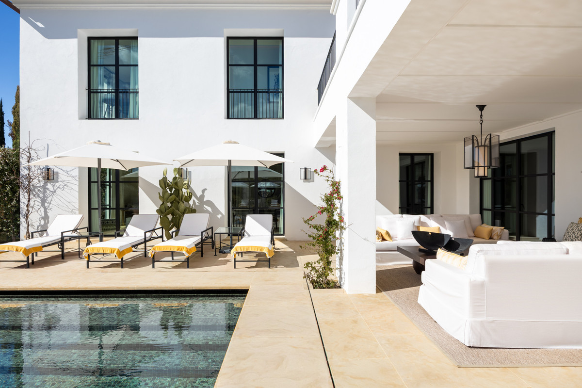 Huis te koop in The Golden Mile | 6 slaapkamers H5265109