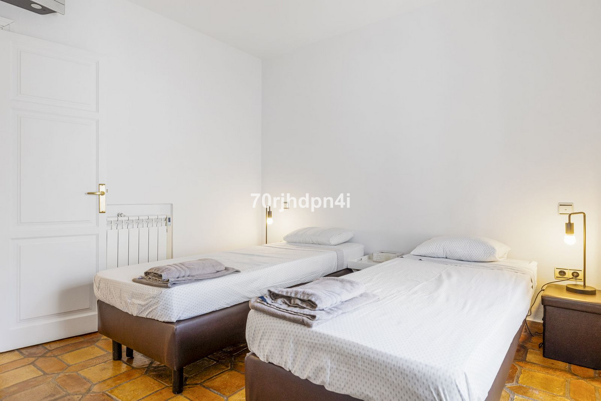 Appartement te koop in The Golden Mile | 2 slaapkamers H5272030