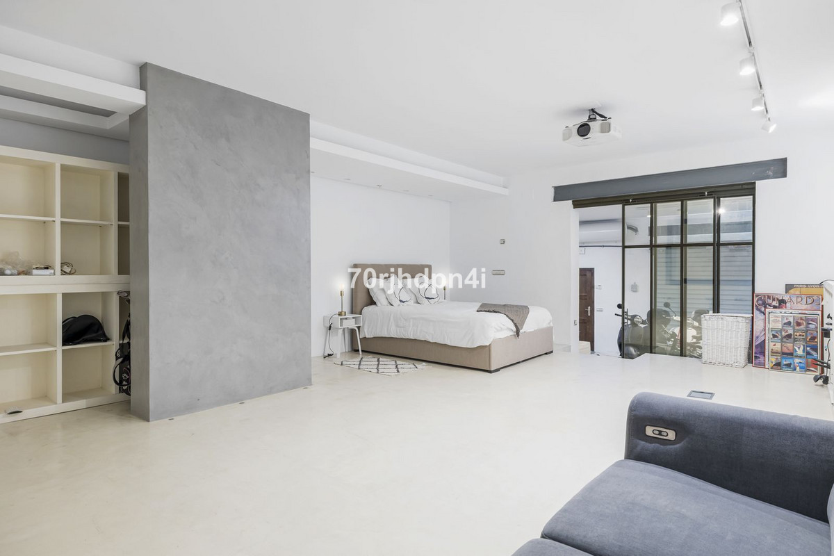 Appartement te koop in The Golden Mile | 2 slaapkamers H5272030