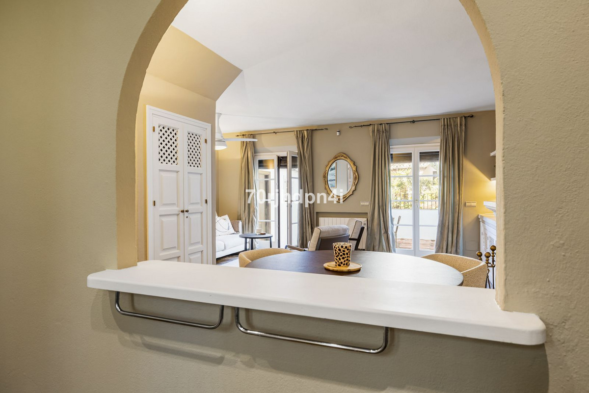 Appartement te koop in The Golden Mile | 2 slaapkamers H5272030