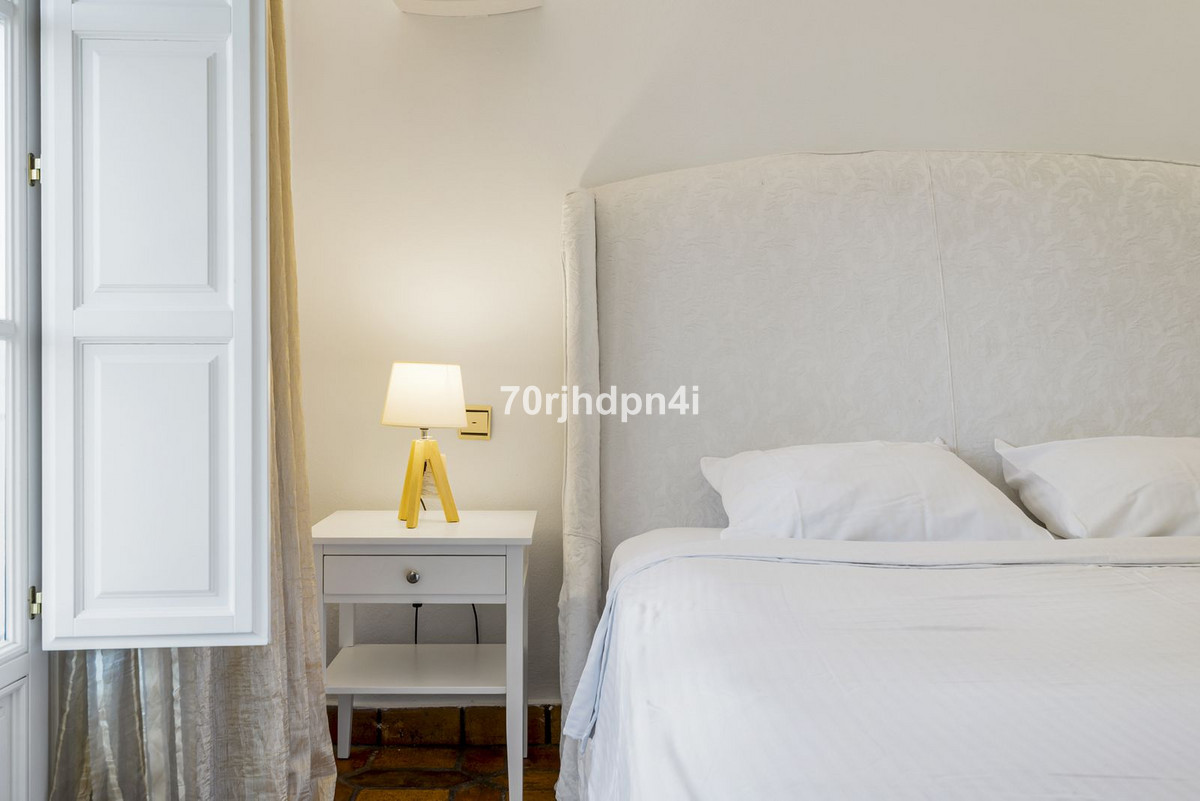 Appartement te koop in The Golden Mile | 2 slaapkamers H5272030