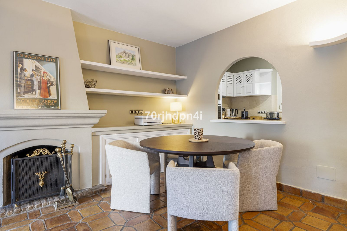 Appartement te koop in The Golden Mile | 2 slaapkamers H5272030