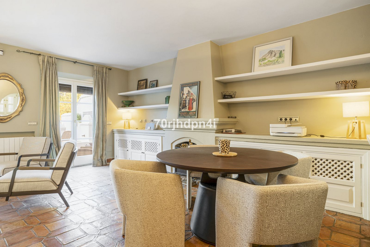 Appartement te koop in The Golden Mile | 2 slaapkamers H5272030