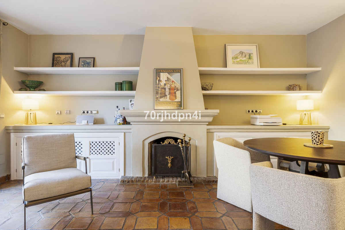 Appartement te koop in The Golden Mile | 2 slaapkamers H5272030