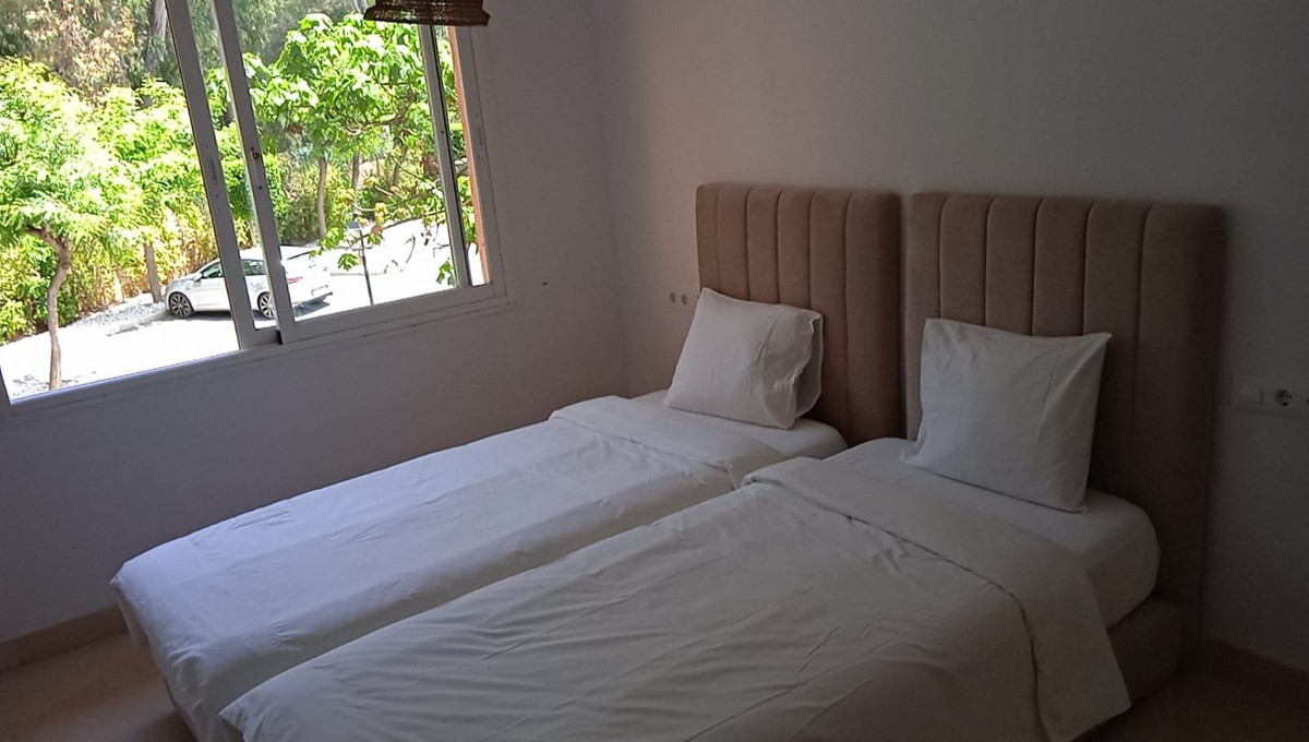 Appartement te koop in The Golden Mile | 2 slaapkamers H5292256