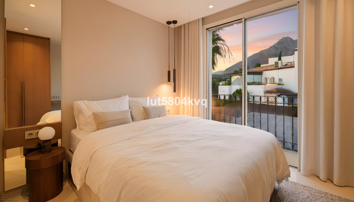 Huis te koop in The Golden Mile | 4 slaapkamers H5299369