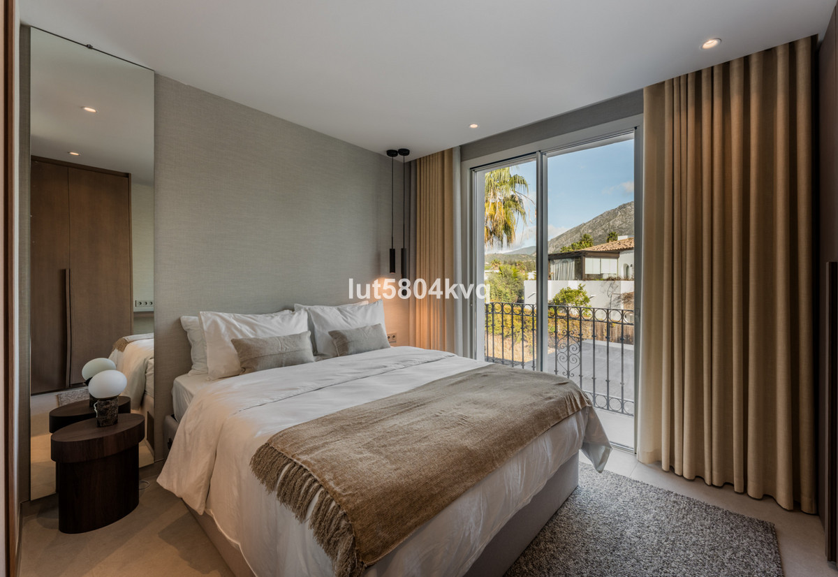 Huis te koop in The Golden Mile | 4 slaapkamers H5299369