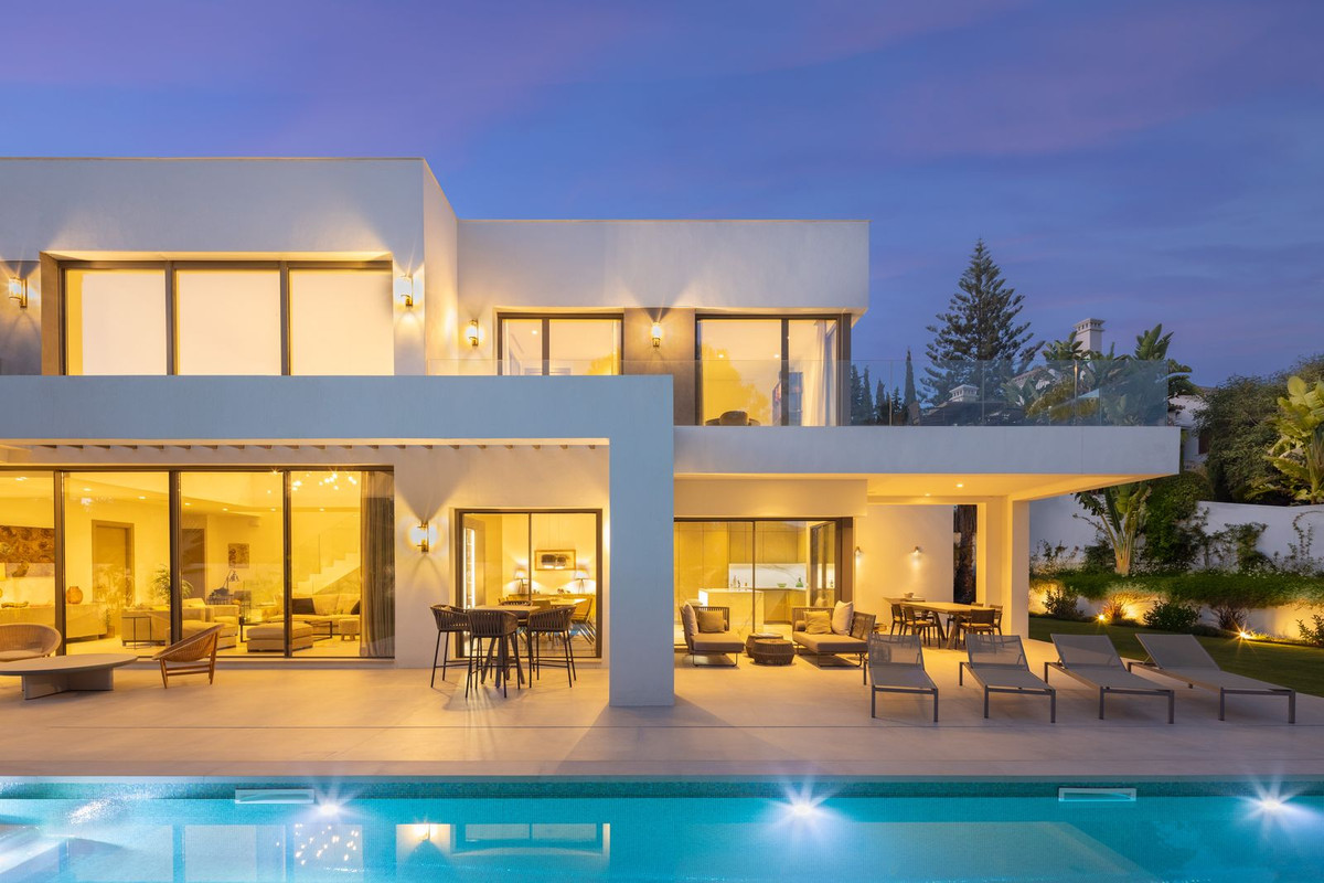 Huis te koop in The Golden Mile | 5 slaapkamers H5300512