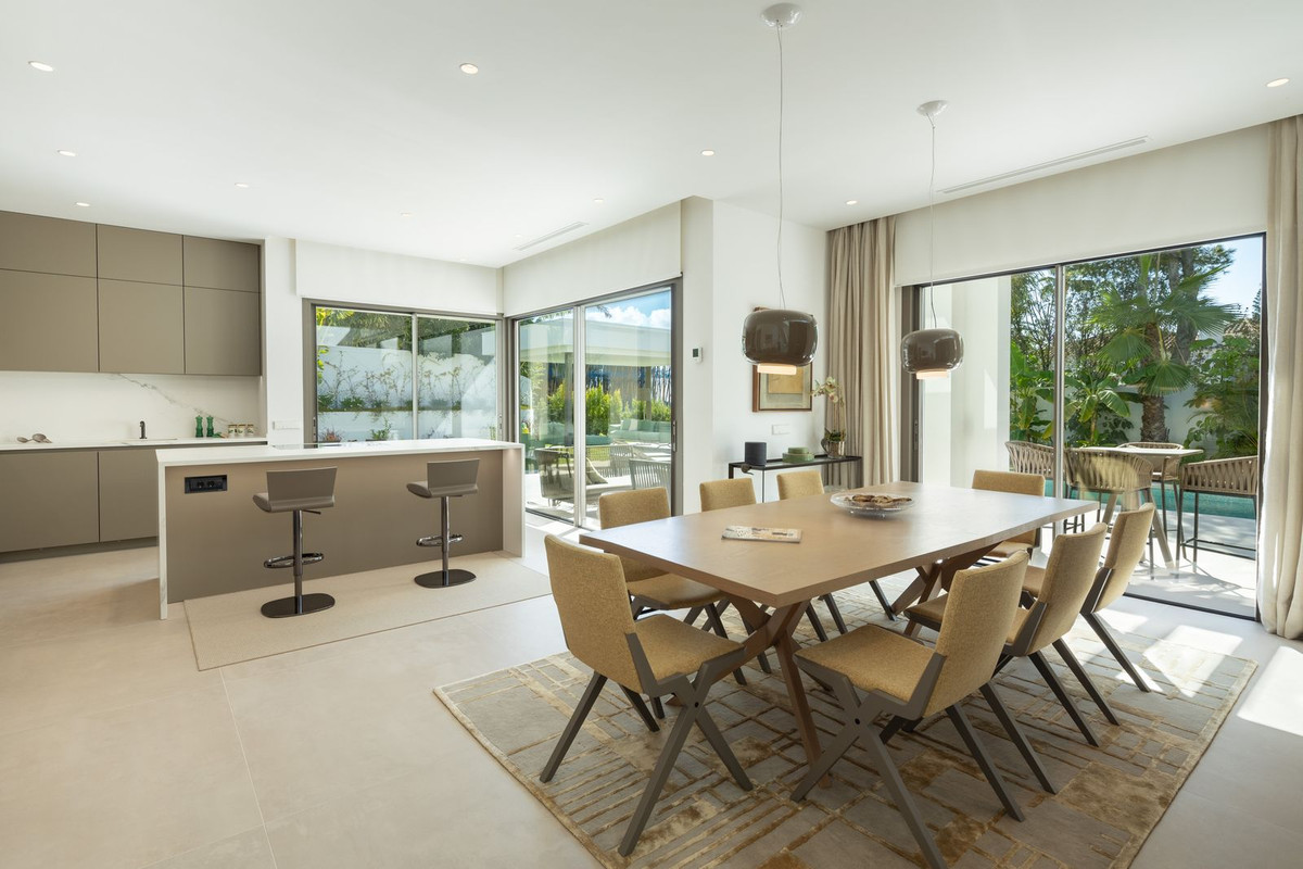 Huis te koop in The Golden Mile | 5 slaapkamers H5300512