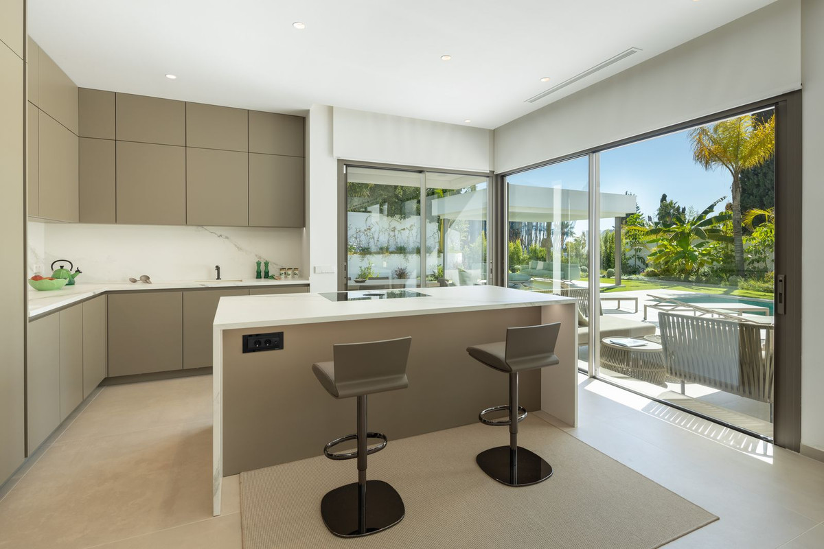 Huis te koop in The Golden Mile | 5 slaapkamers H5300512