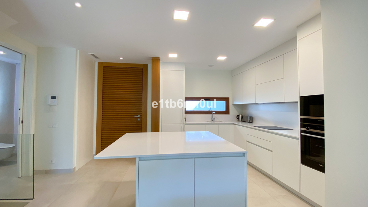 Huis te koop in The Golden Mile | 3 slaapkamers H5306212