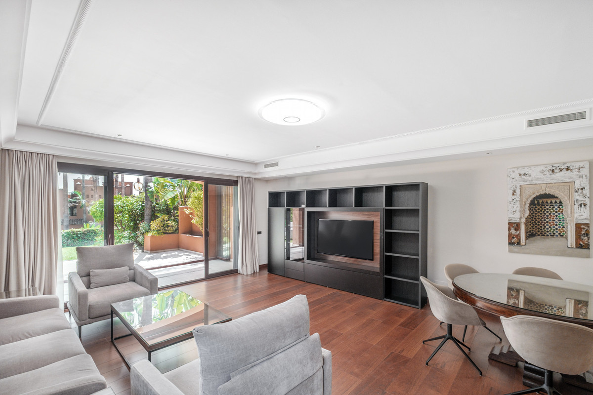 Huis te koop in The Golden Mile | 4 slaapkamers H5307085