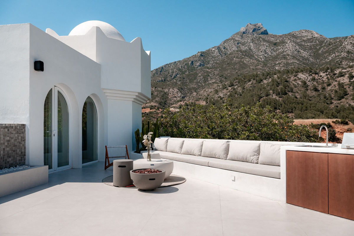 Appartement te koop in The Golden Mile | 3 slaapkamers H5325265