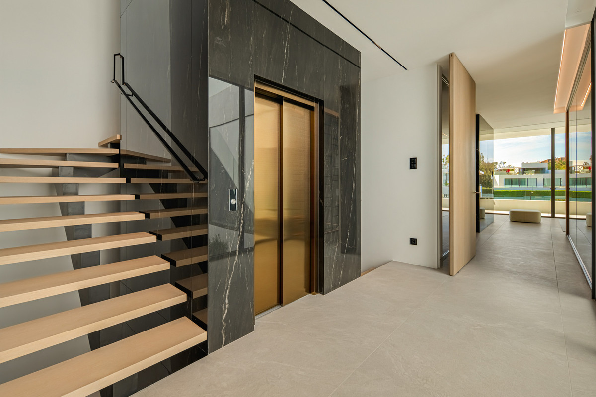 Huis te koop in The Golden Mile | 3 slaapkamers H5330080