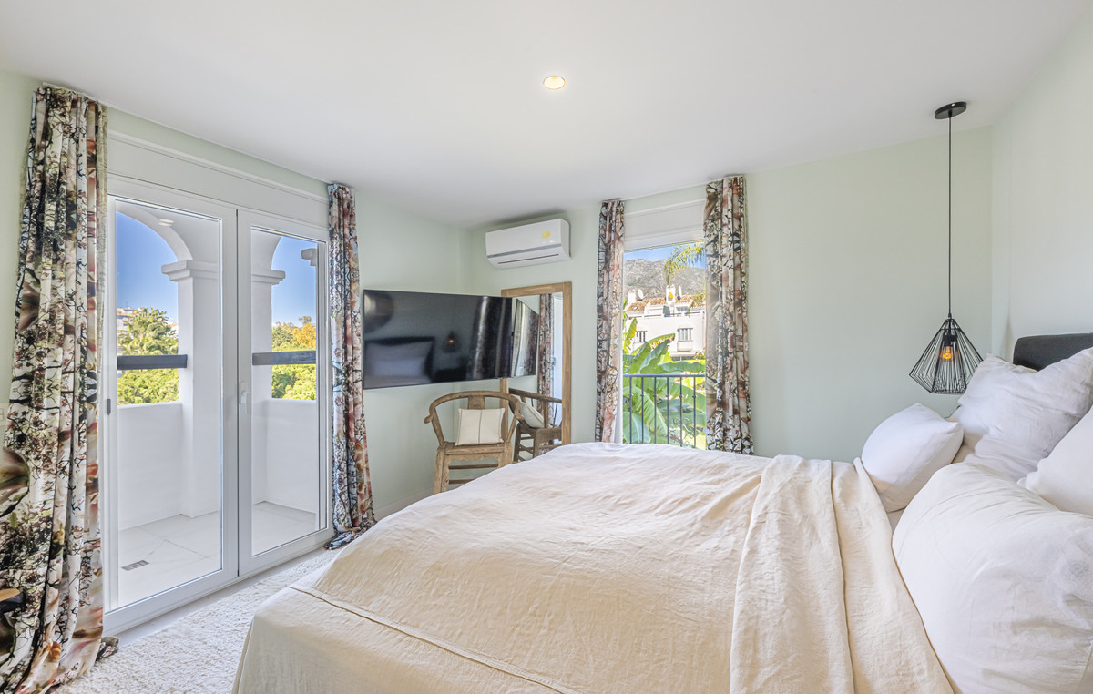 Huis te koop in The Golden Mile | 4 slaapkamers H5346865