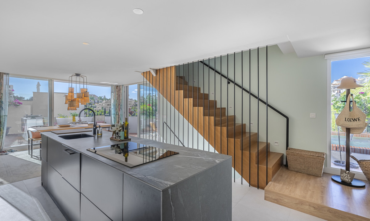 Huis te koop in The Golden Mile | 4 slaapkamers H5346865