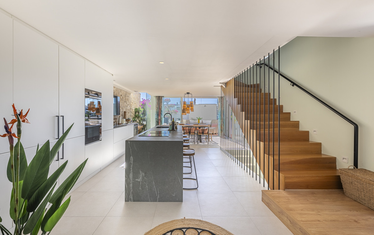 Huis te koop in The Golden Mile | 4 slaapkamers H5347720