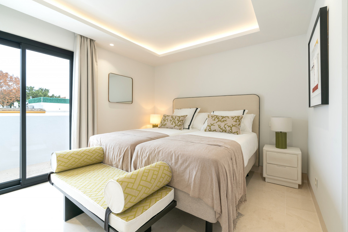 Huis te koop in The Golden Mile | 5 slaapkamers H5354806