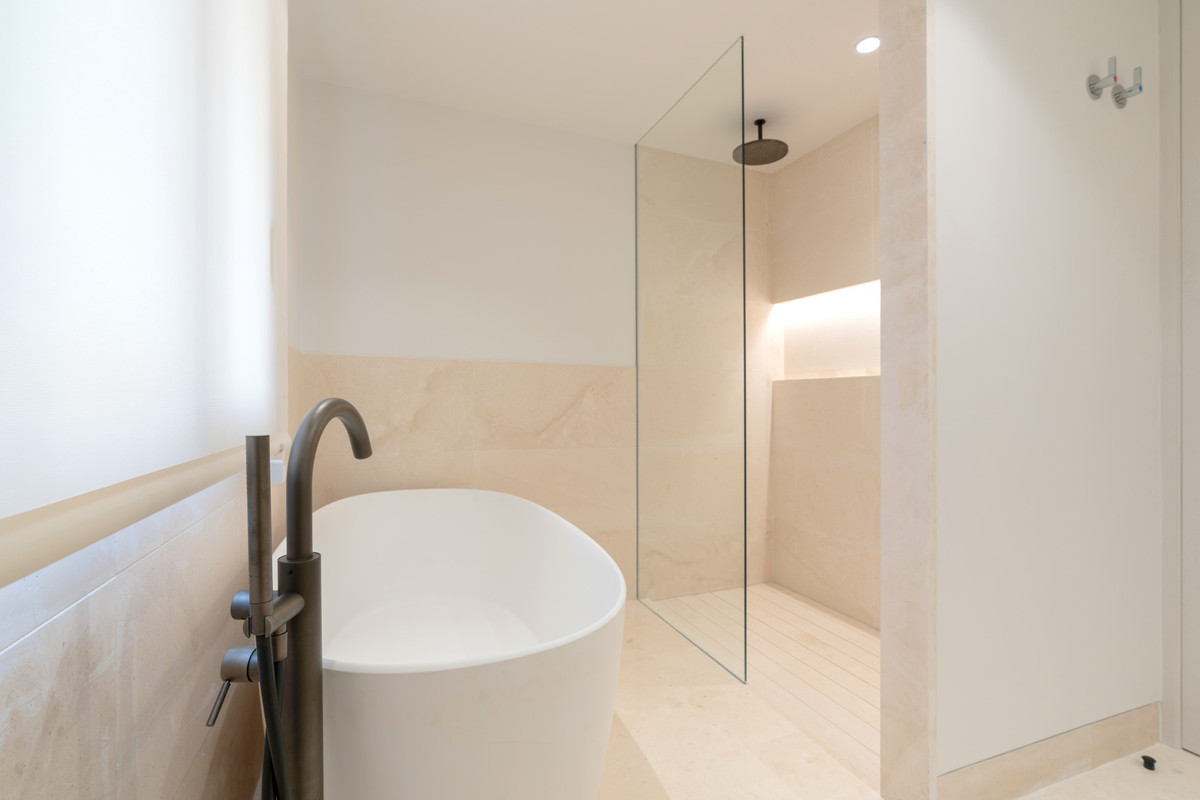 Huis te koop in The Golden Mile | 5 slaapkamers H5354806